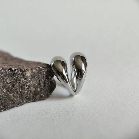 Серебряное кольцо без камней