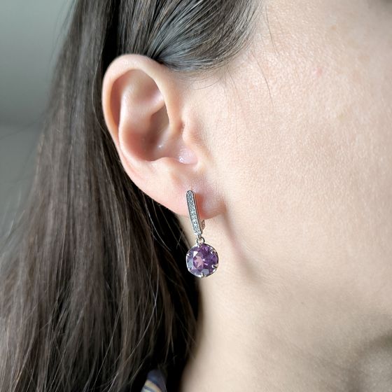 Серебряные серьги с александритом 6.837ct, фианитами
