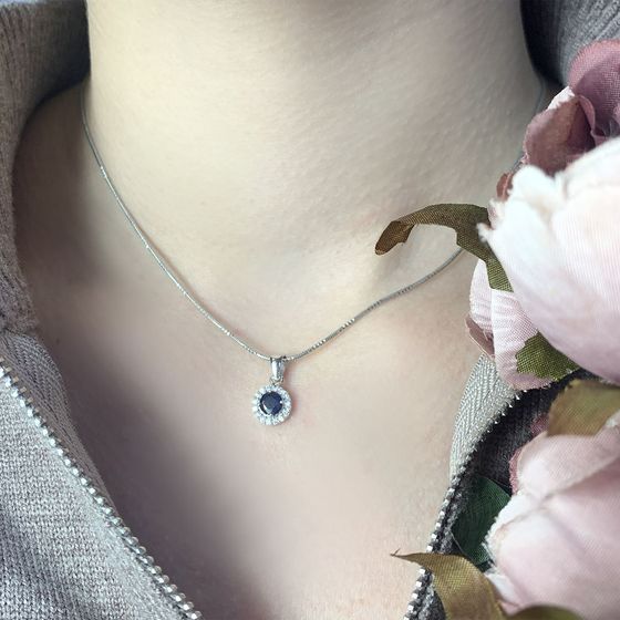 Серебряная подвеска с сапфиром 0.935ct