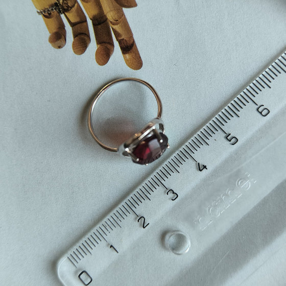 Серебряное кольцо с гранатом nano 3.425ct