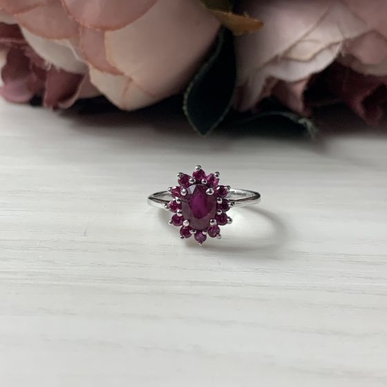 Серебряное кольцо с рубином 1.62ct