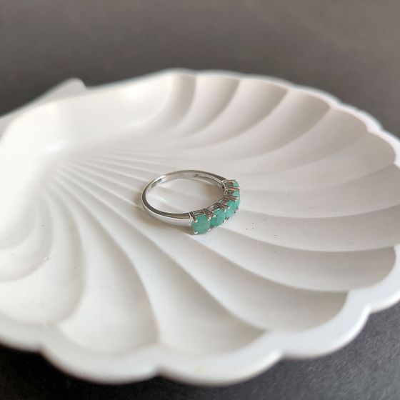 Серебряное кольцо с изумрудом 1.267ct