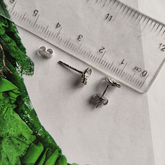 Серебряные серьги с фианитами