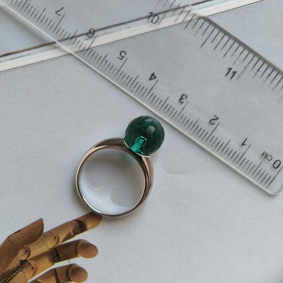 Серебряное кольцо с фианитами