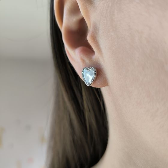 Серебряные серьги с перламутром Серебряные серьги с перламутром