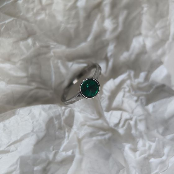 Серебряное кольцо с фианитами