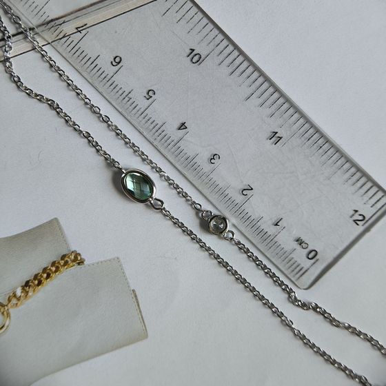 Серебряное колье с фианитами