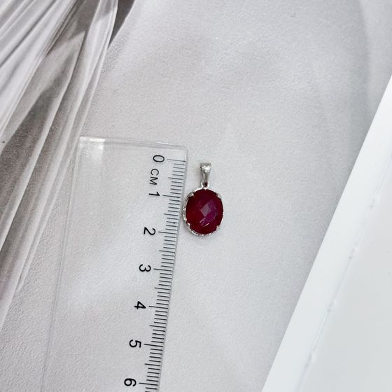 Серебряная подвеска с рубином 5.613ct