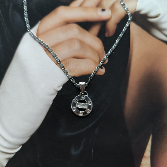 Серебряная подвеска с фианитами 0.1ct