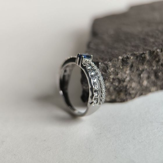 Серебряное кольцо с сапфиром nano 0.518ct