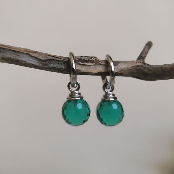 Серебряные серьги с фианитами Серебряные серьги с фианитами