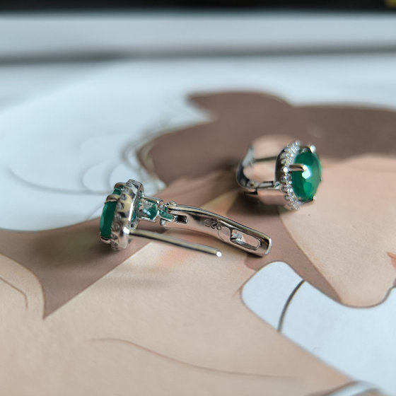 Серебряные серьги с агатом 2.745ct, фианитами