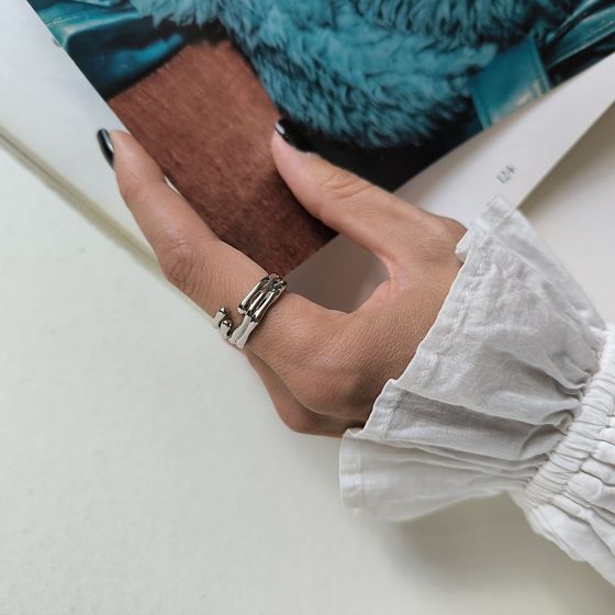 Серебряное кольцо без камней