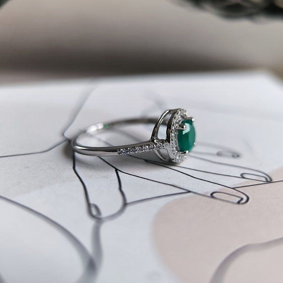 Серебряное кольцо с агатом 1.099ct, фианитами