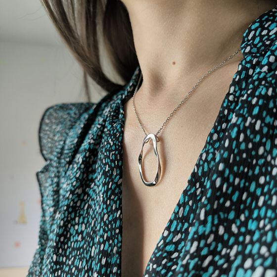 Серебряное колье без камней Серебряное колье без камней