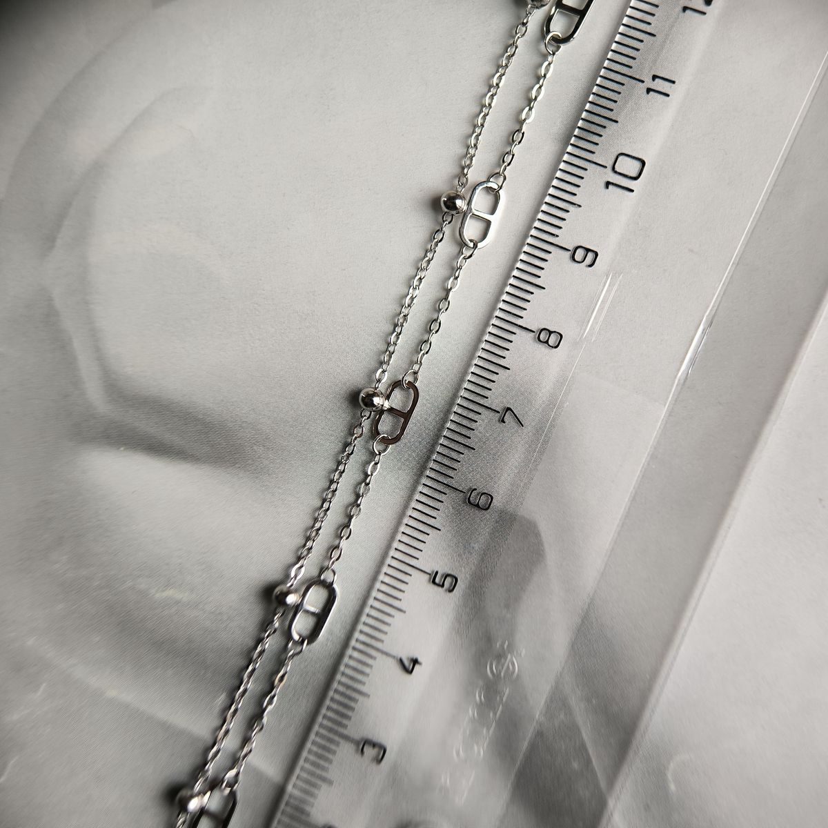 Серебряный браслет без камней