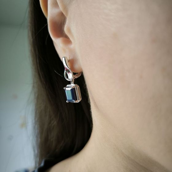 Серебряные серьги с сапфиром 5.218ct