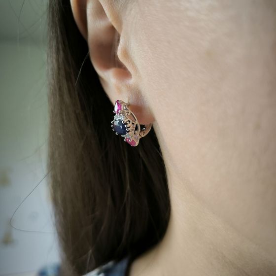 Серебряные серьги с сапфиром 4.337ct, рубином, фианитами