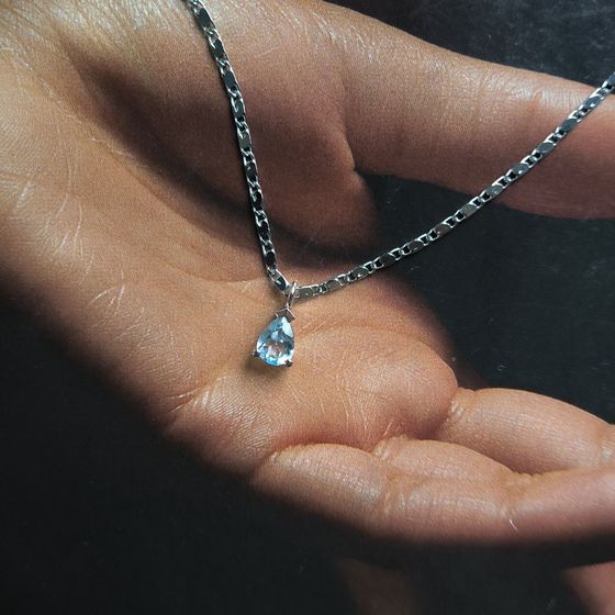 Серебряная подвеска с топазом 0.846ct