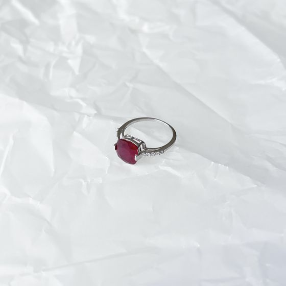 Серебряное кольцо с рубином 4.457ct