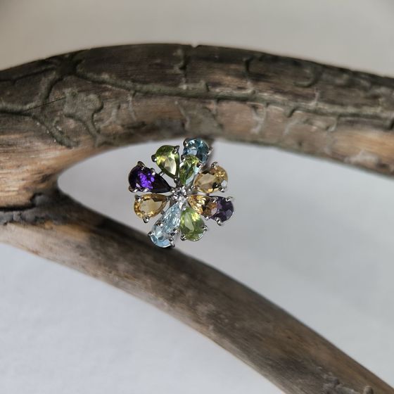 Серебряное кольцо с аметистом 4.128ct, цитрином, хризолітом, топазом