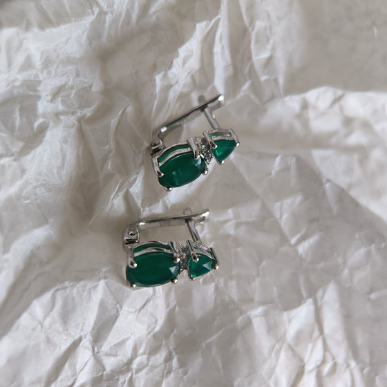 Серебряные серьги с агатом 2.737ct, фианитами
