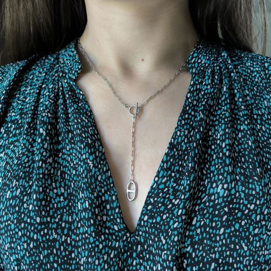 Серебряное колье без камней