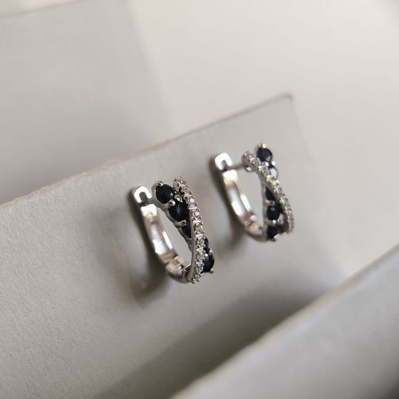 Серебряные серьги с сапфиром 1.845ct, фианитами