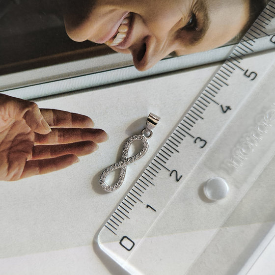 Серебряная подвеска с фианитами