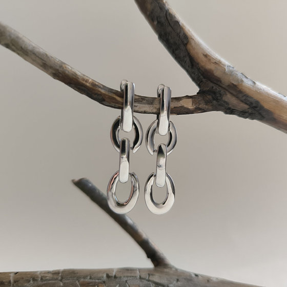 Серебряные серьги без камней