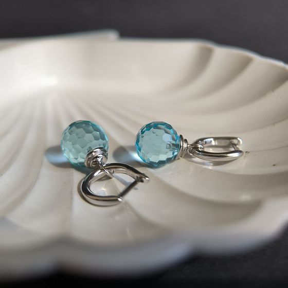 Серебряные серьги с фианитами Серебряные серьги с фианитами