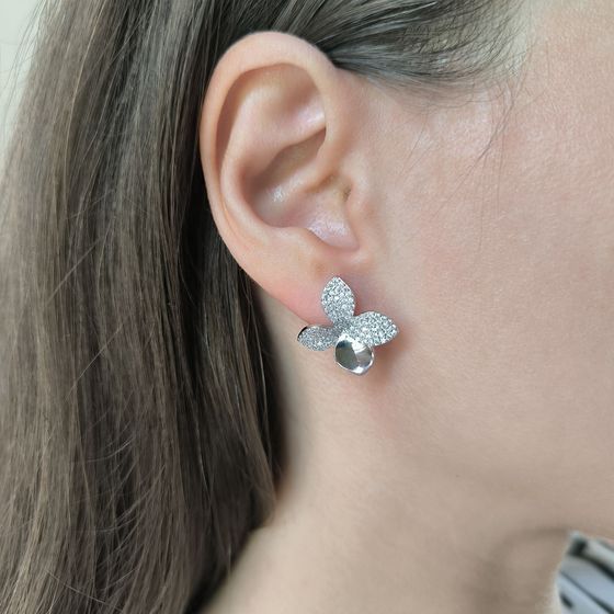 Серебряные серьги с фианитами