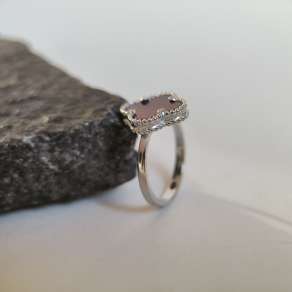 Серебряное кольцо с агатом