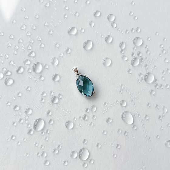 Серебряная подвеска с топазом Лондон Блю 4.84ct