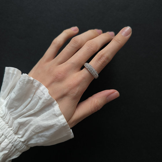 Серебряное кольцо с фианитами