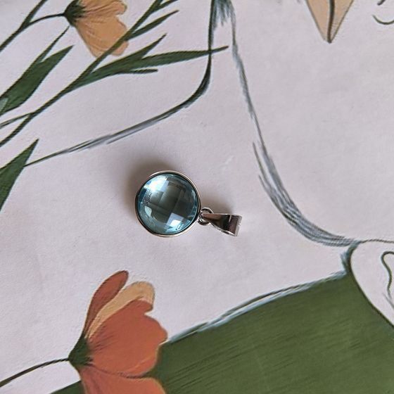 Серебряная подвеска с фианитами