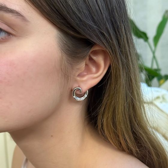 Серебряные серьги с фианитами