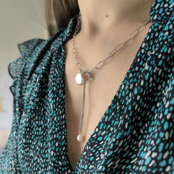 Серебряное колье с жемчугом барочным