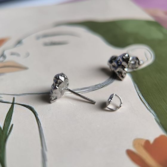 Серебряные серьги без камней Серебряные серьги без камней