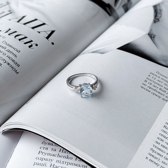 Серебряное кольцо с топазом 2.362ct