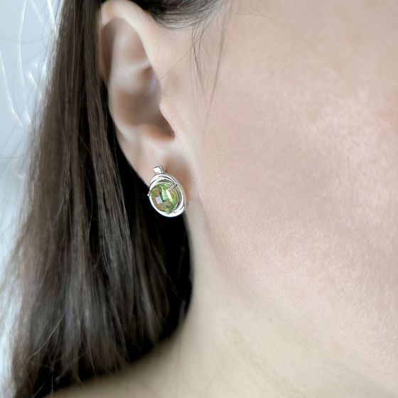 Серебряные серьги с хризолітом 4.575ct