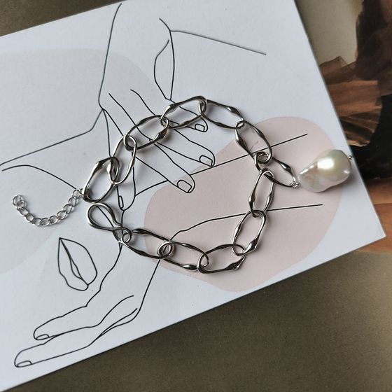 Серебряный браслет с жемчугом барочным