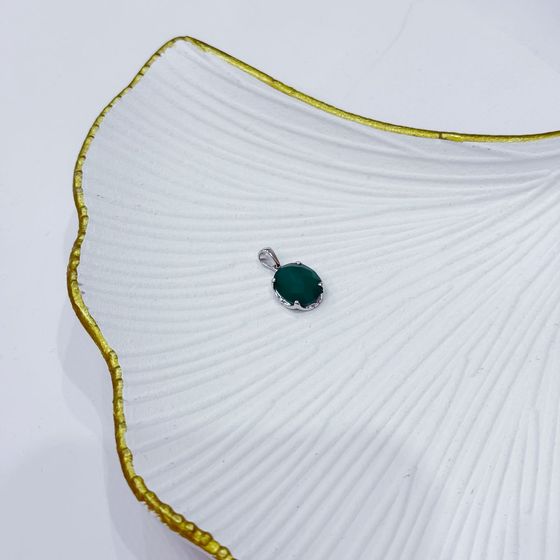 Серебряная подвеска с агатом