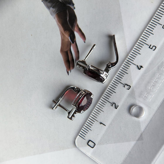 Серебряные серьги с гранатом nano 4.628ct, фианитами