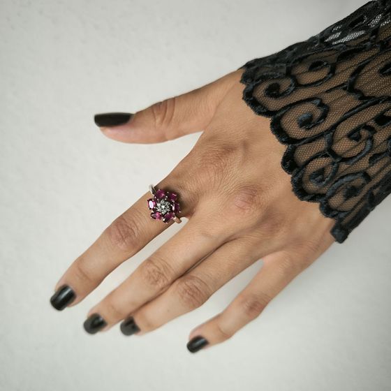 Серебряное кольцо с рубином 2.043ct