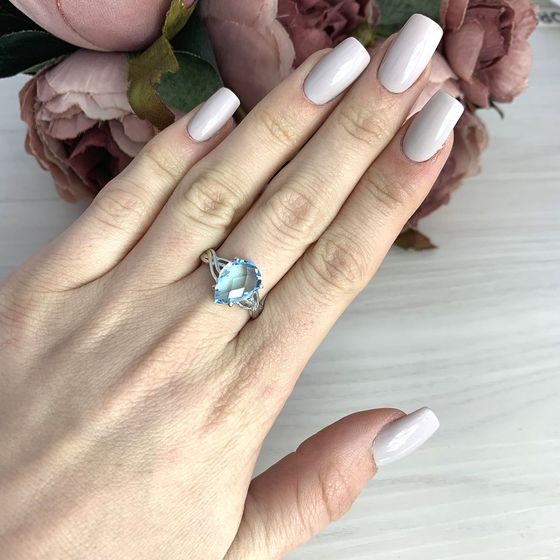 Серебряное кольцо с топазом 4.19ct