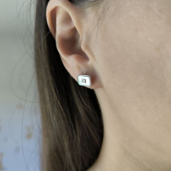 Серебряные серьги с перламутром, фианитами