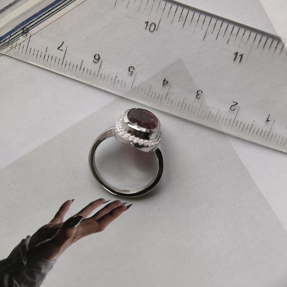 Серебряное кольцо с гранатом nano 3.66ct, фианитами
