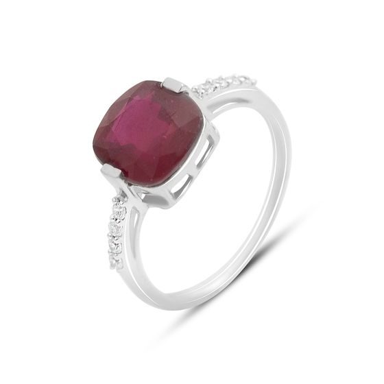 Серебряное кольцо с рубином 4.457ct