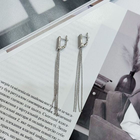 Серебряные серьги с фианитами